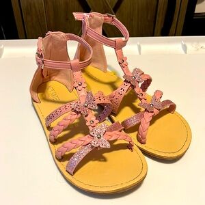 Girls pink strappy sandals